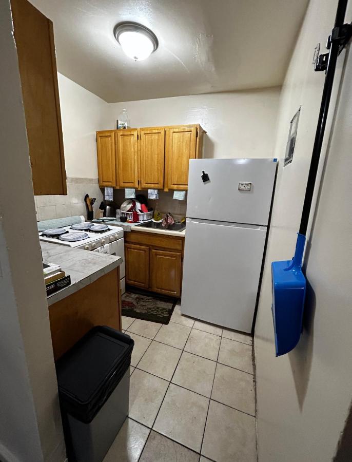 Lovely 2Bd 1Br Apt Нью-Йорк Экстерьер фото